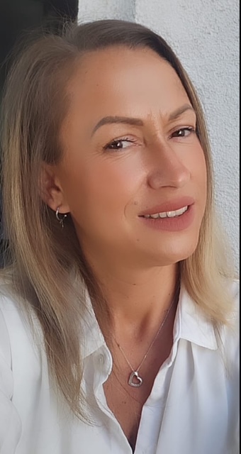 Ioana Pop